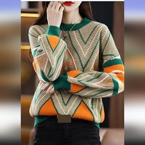 Women's crew neck sweater